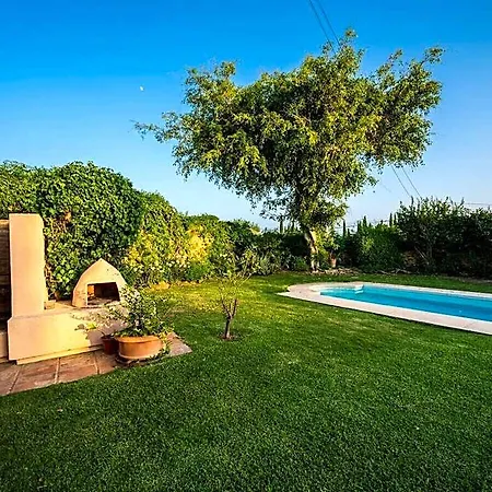 Moscu 15 Comfortable Villa Marbella